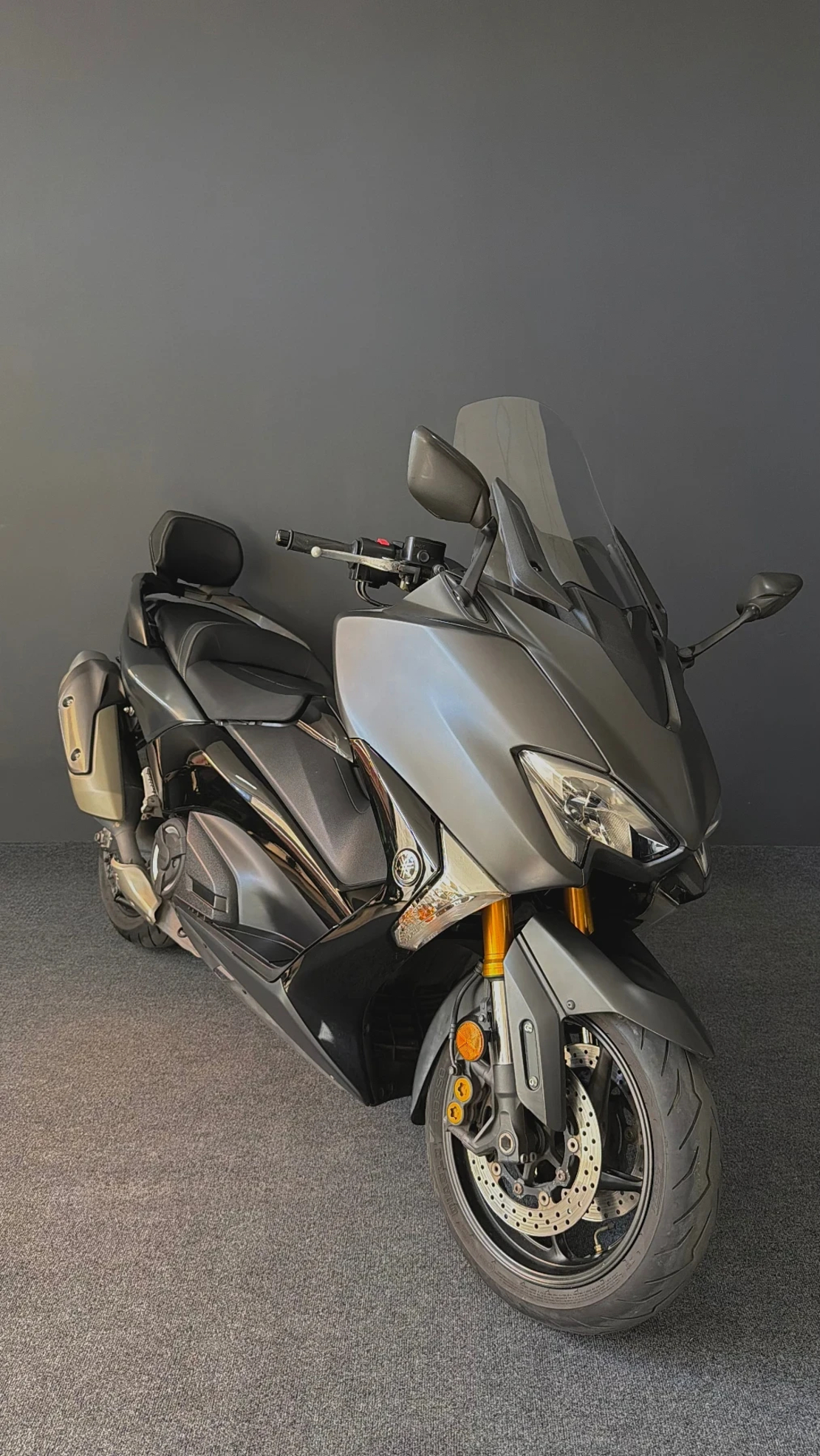 Yamaha T-max 530 Keyless , Led, TCS 2017г