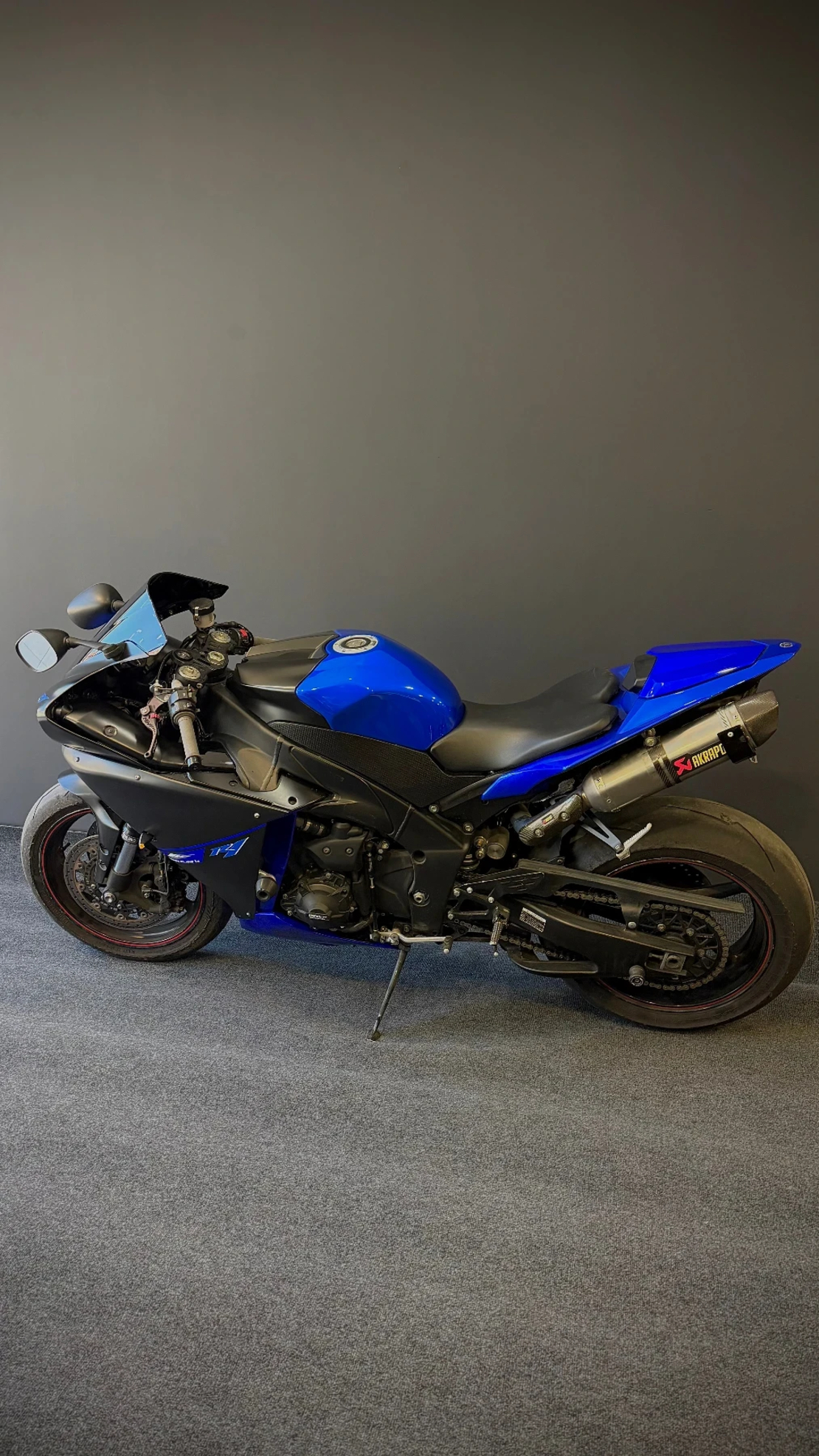Yamaha YZF-R1 Big Bang 2014