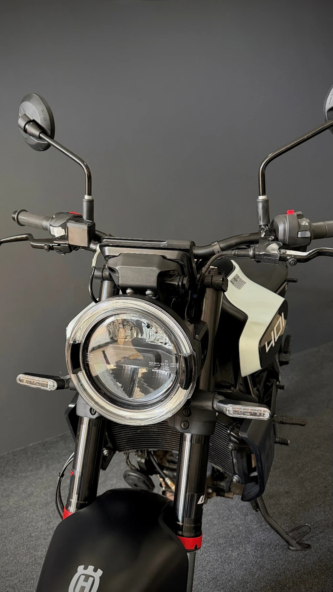 Husqvarna Vitpilen 401 2025 г., 900км TFT LED A2