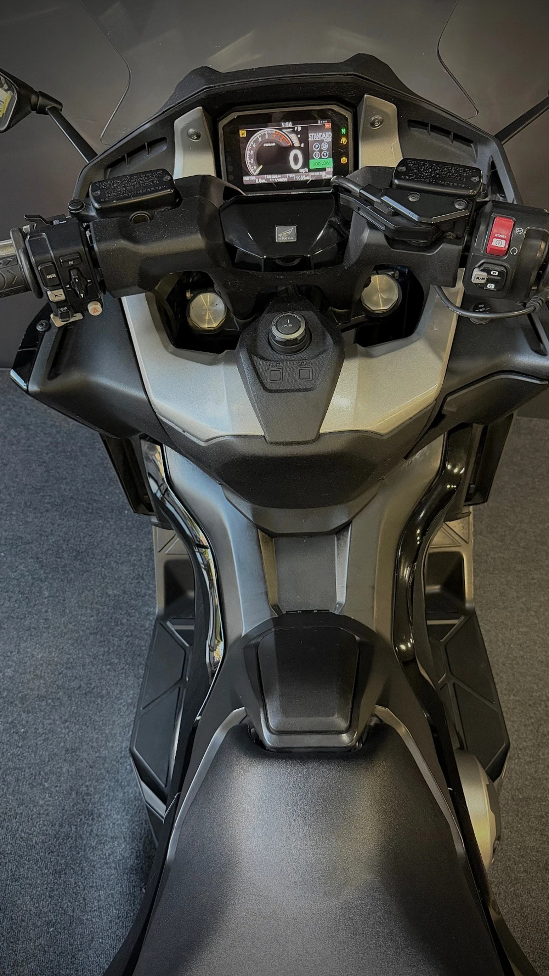 Honda Forza 750 2022г 16000км