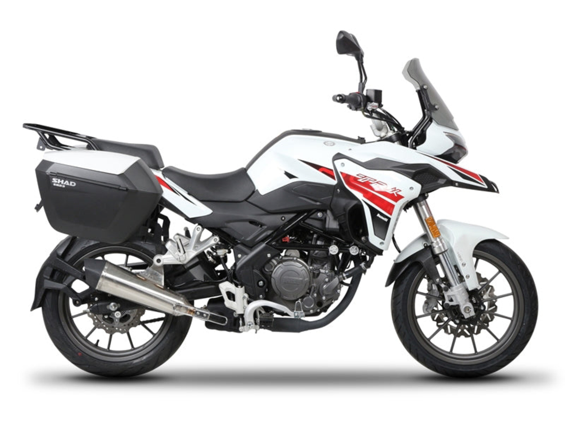 Монтажен комплект за куфари SHAD 3P SYSTEM BENELLI TRK 125/251