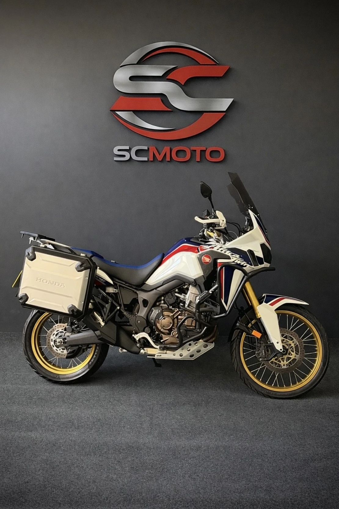 ПРОДАДЕН Honda Crf 1000 Africa Twin DCT 2017 г. 27000км