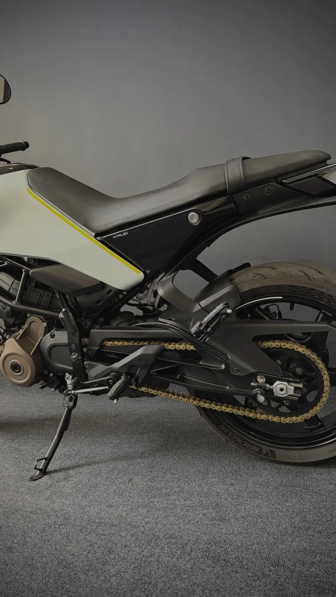 Husqvarna Vitpilen 401 2025 г., 900км TFT LED A2