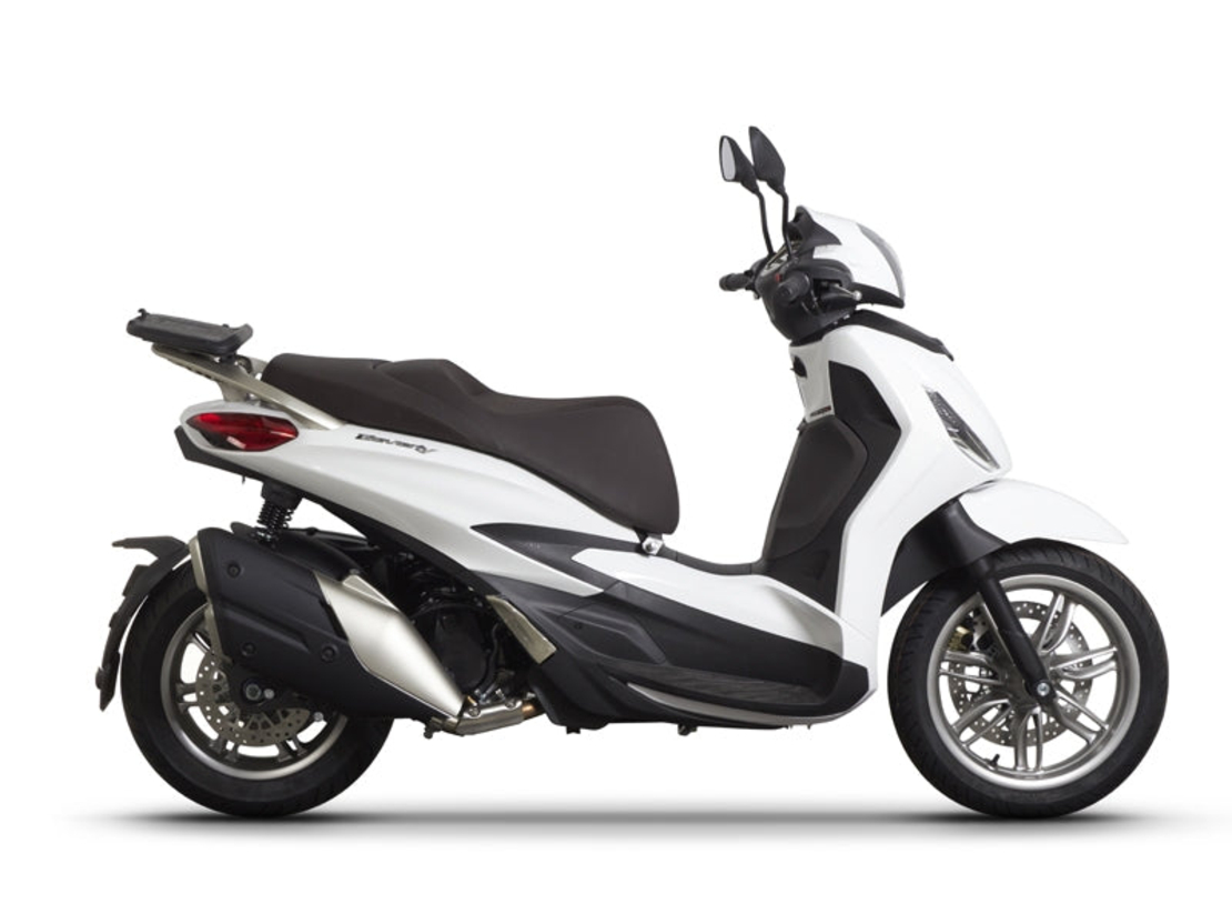 Монтажен комплект за куфари SHAD TOP MASTER PIAGGIO BEVERLY 300/400 S (EURO 5) '21