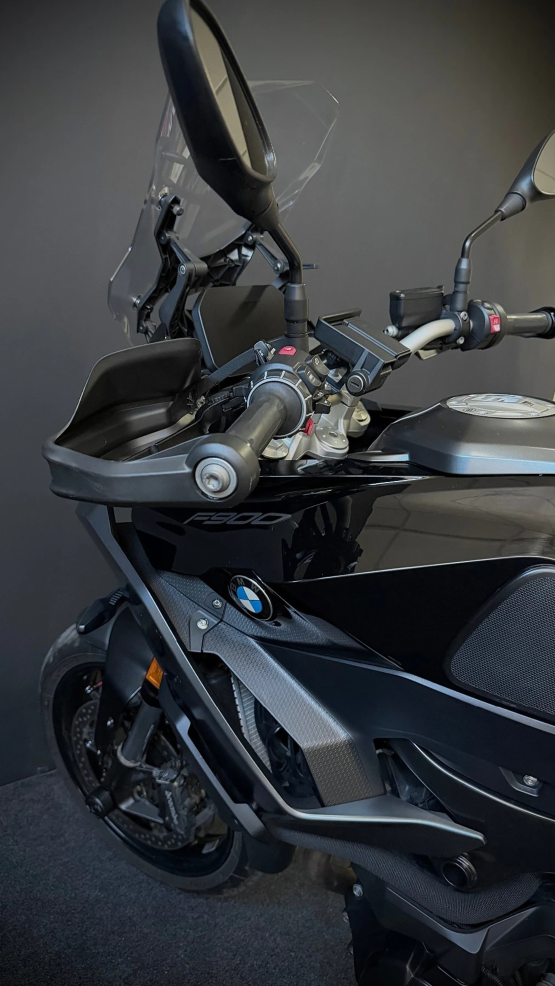 BMW F 900XR 2022г