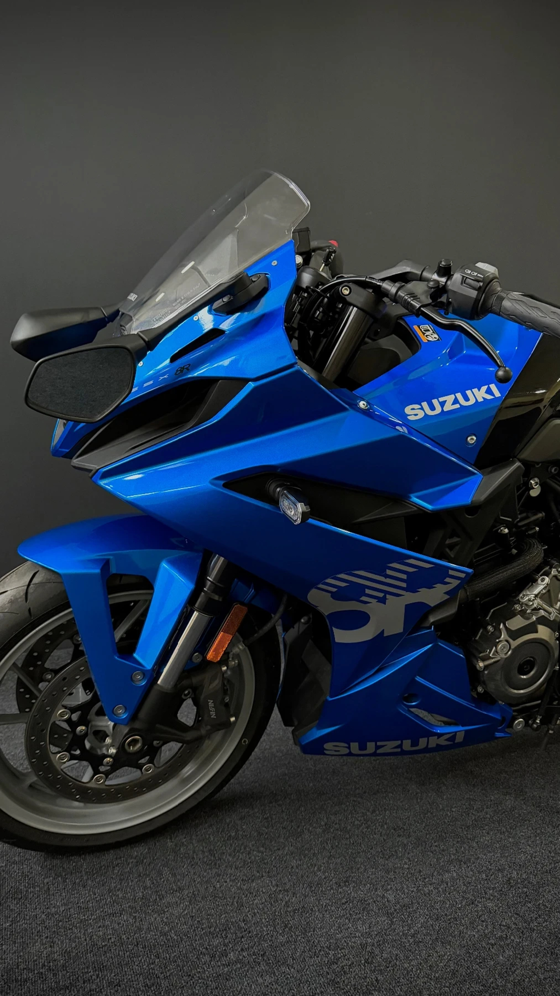 Suzuki GSX 8R 2024г. 1 800 км А2 Категория Quickshifter