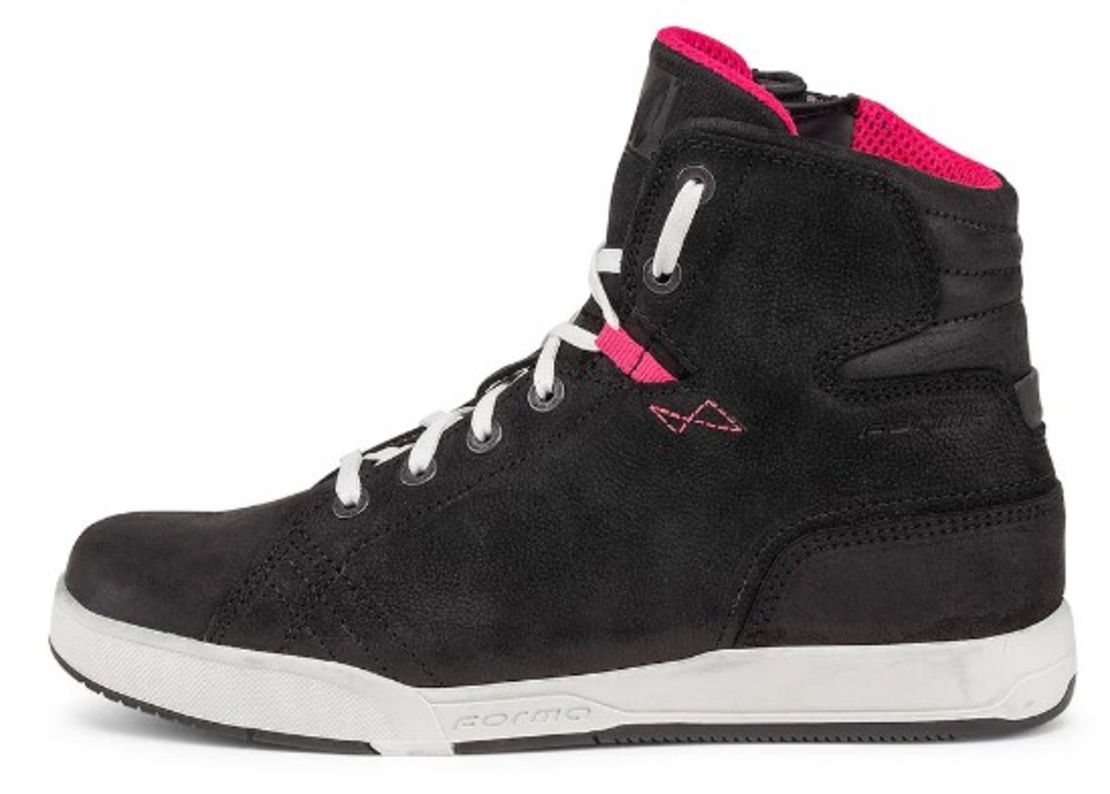 Дамски боти FORMA Swift X Fit Lady Dry WP Black/White