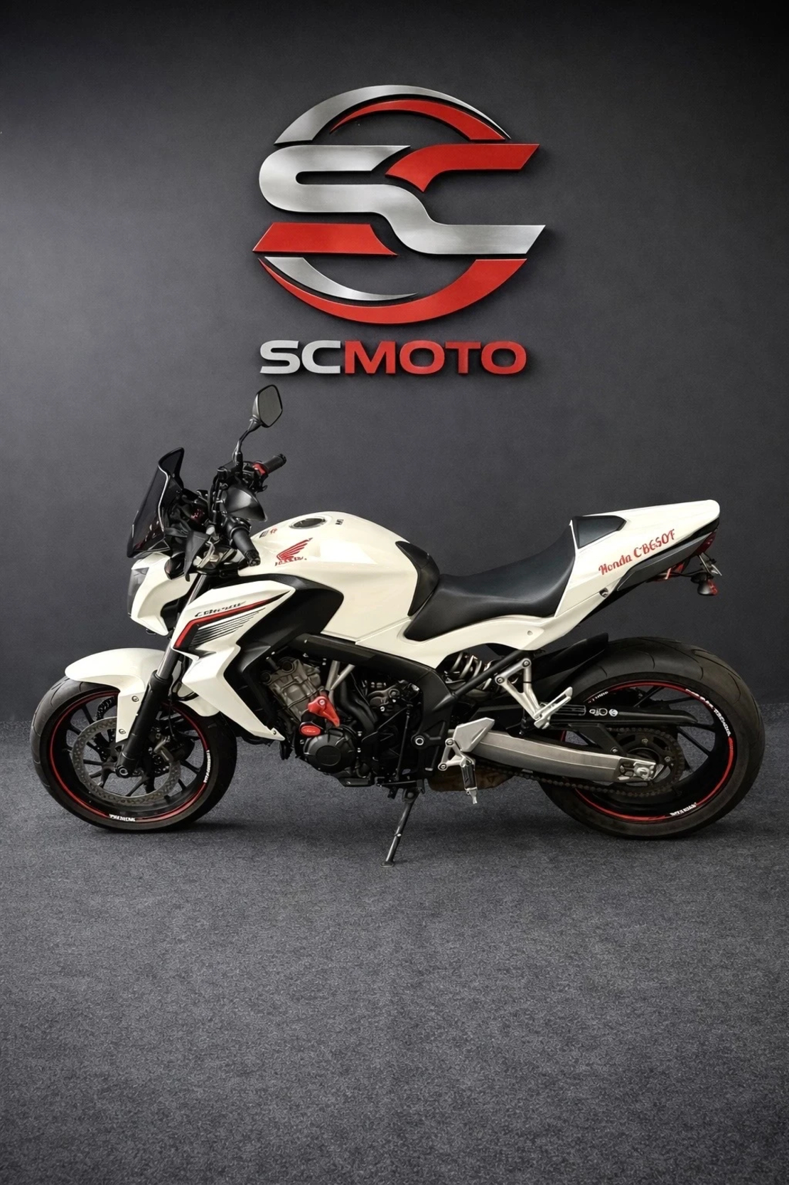 Honda CB 650F 2016 г. 24 000 км Нов внос ABS Нови Гуми