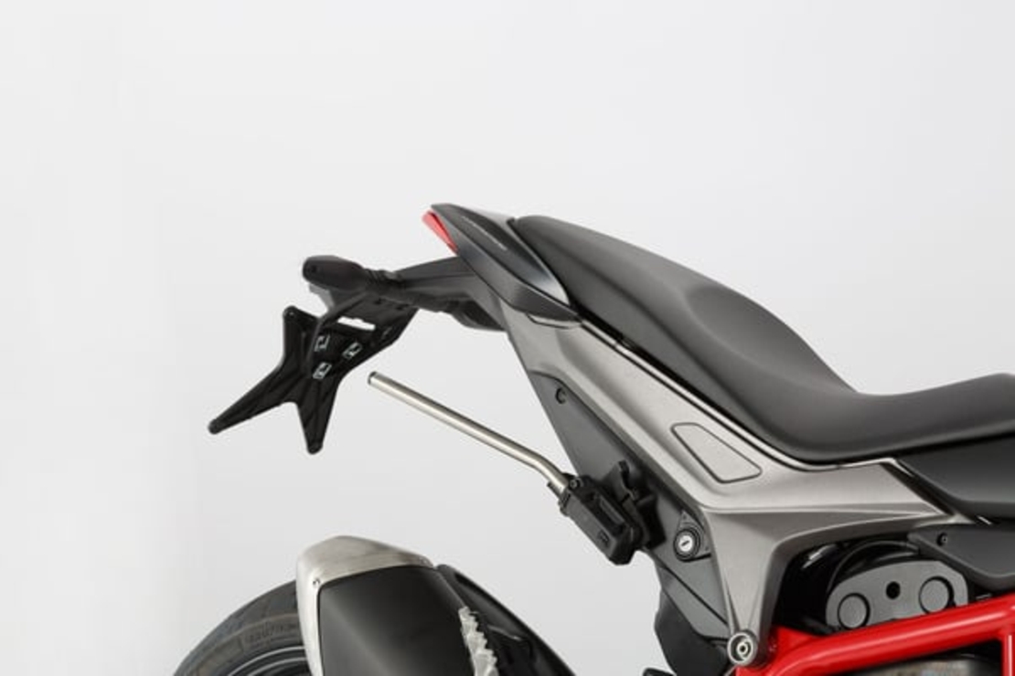 Разделител за чанти SW-MOTECH PANNIER SPACER BLAZE HYPERMOTARD 821 ABS