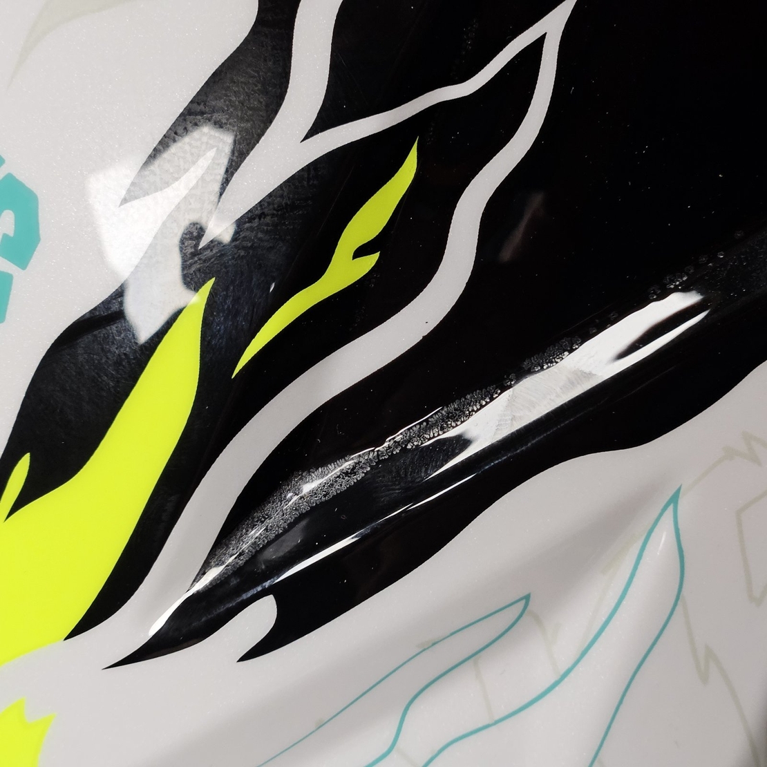 Каска MT STINGER 2 ARDENT A3 XL- ДЕФЕКТ