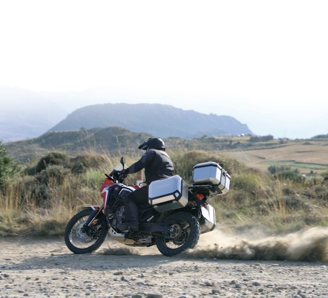 Страничен куфар за мотор Shad Terra TR47 Десен