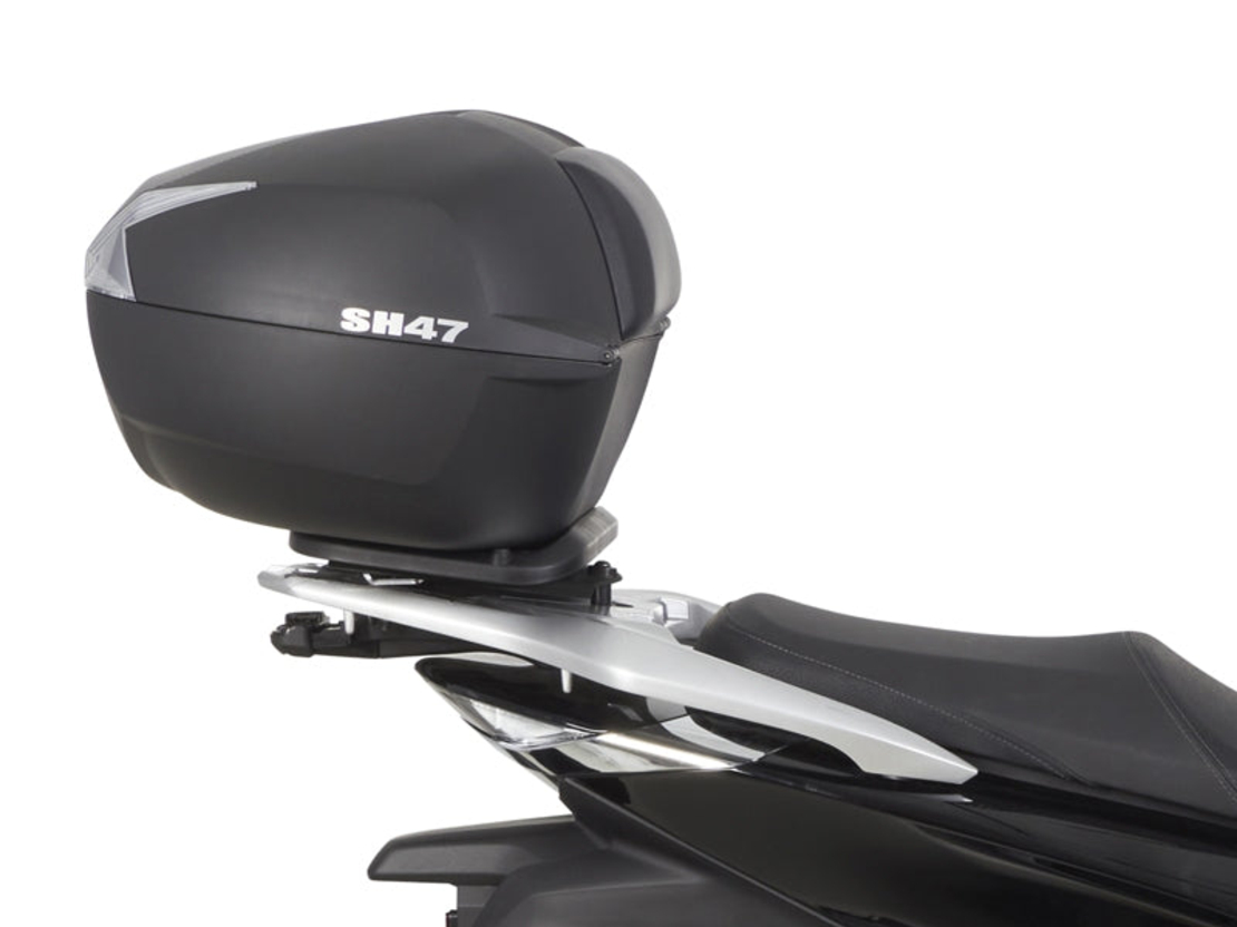 Монтажен комплект за куфари SHAD TOP MASTER HONDA SH350 '21 /  SH 300 '19 - '21