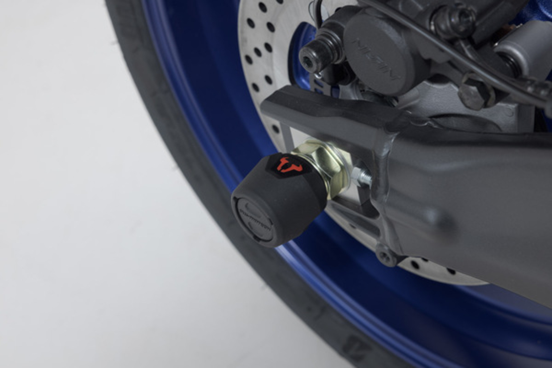 Комплект задни краш тапи SW-MOTECH REAR AXLE SLIDER SET MT-09 ABS 22