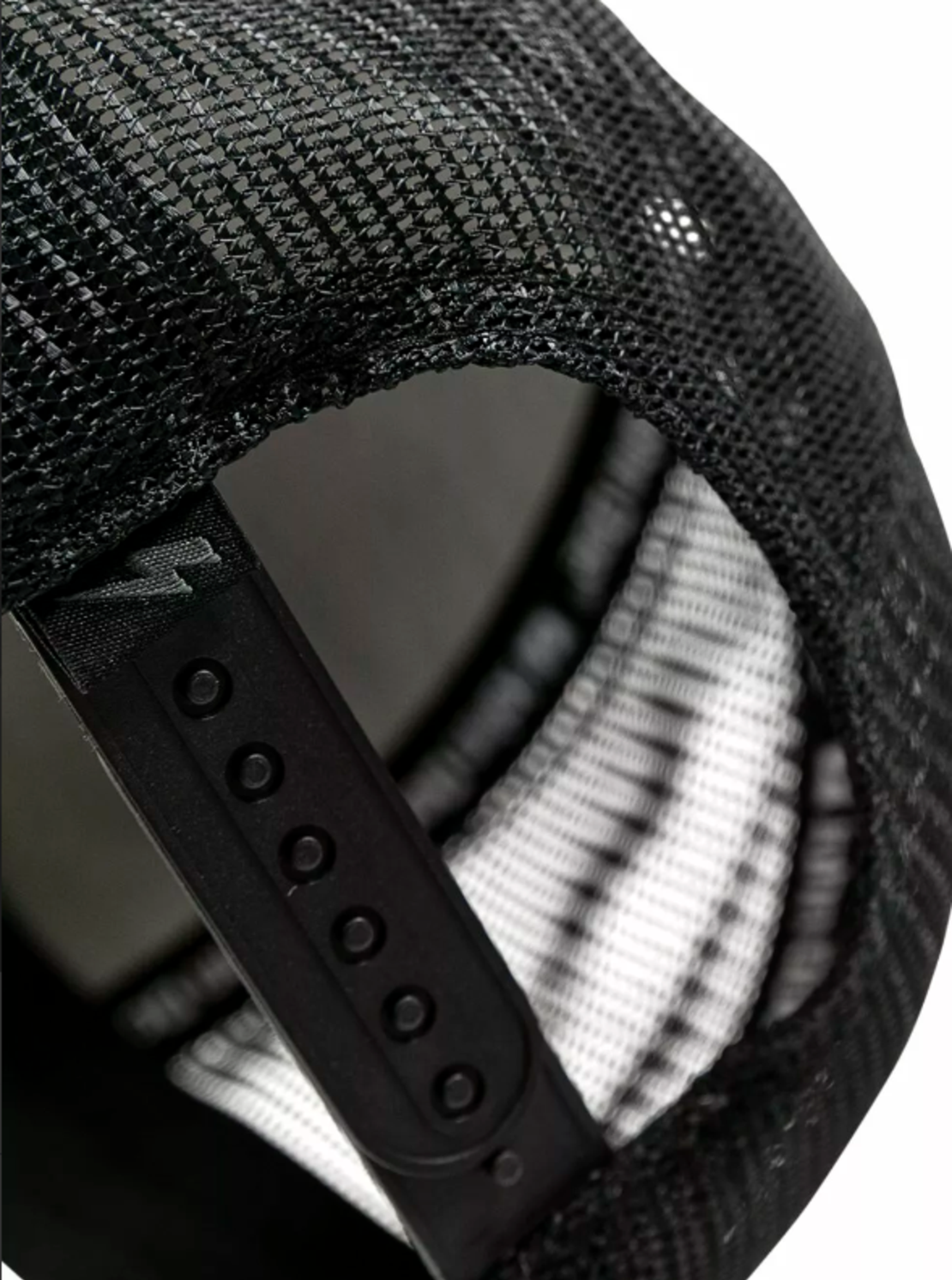 Шапка JOHN DOE TRUCKER FLASH BLACK