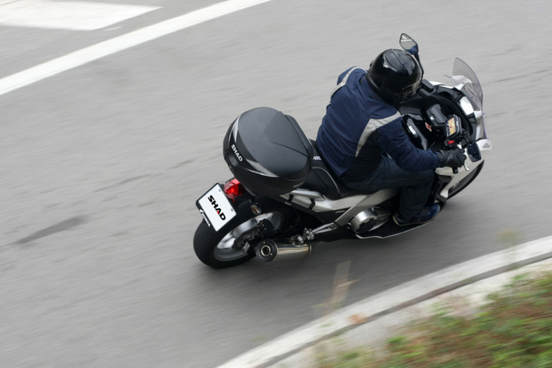 МОТО КУФАР SHAD SH39 CARBON