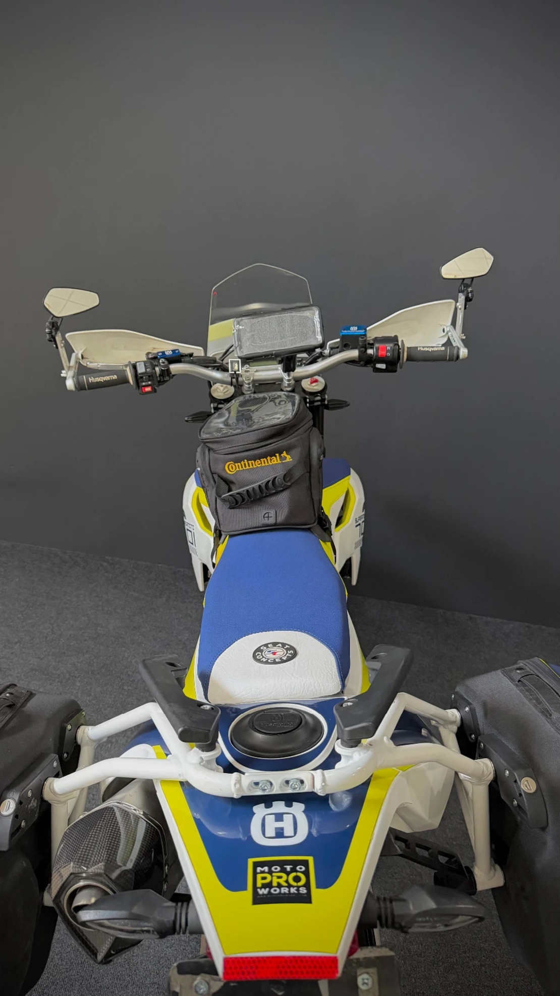 Husqvarna SM Super moto 701 2018г 1,500км