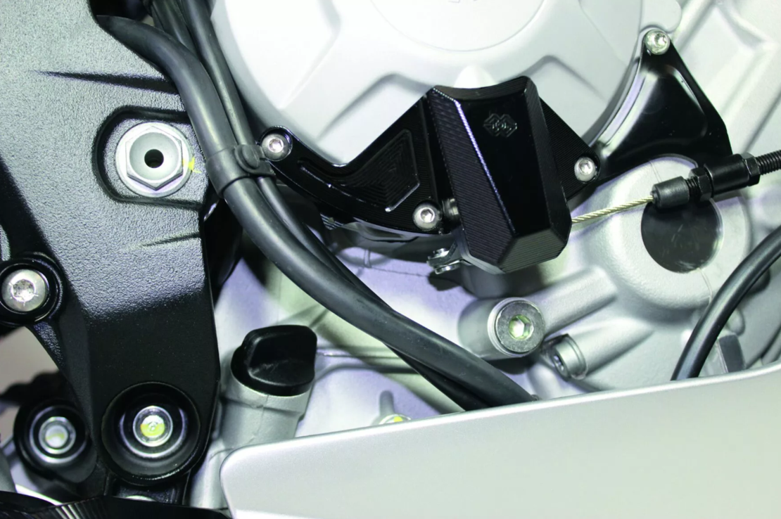 Протектор двигател GILLES ENGINE PROTECTOR LEFT YZF-R6 600