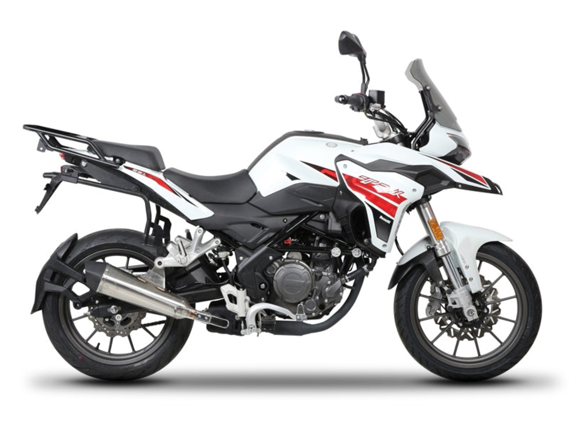 Монтажен комплект за куфари SHAD 3P SYSTEM BENELLI TRK 125/251