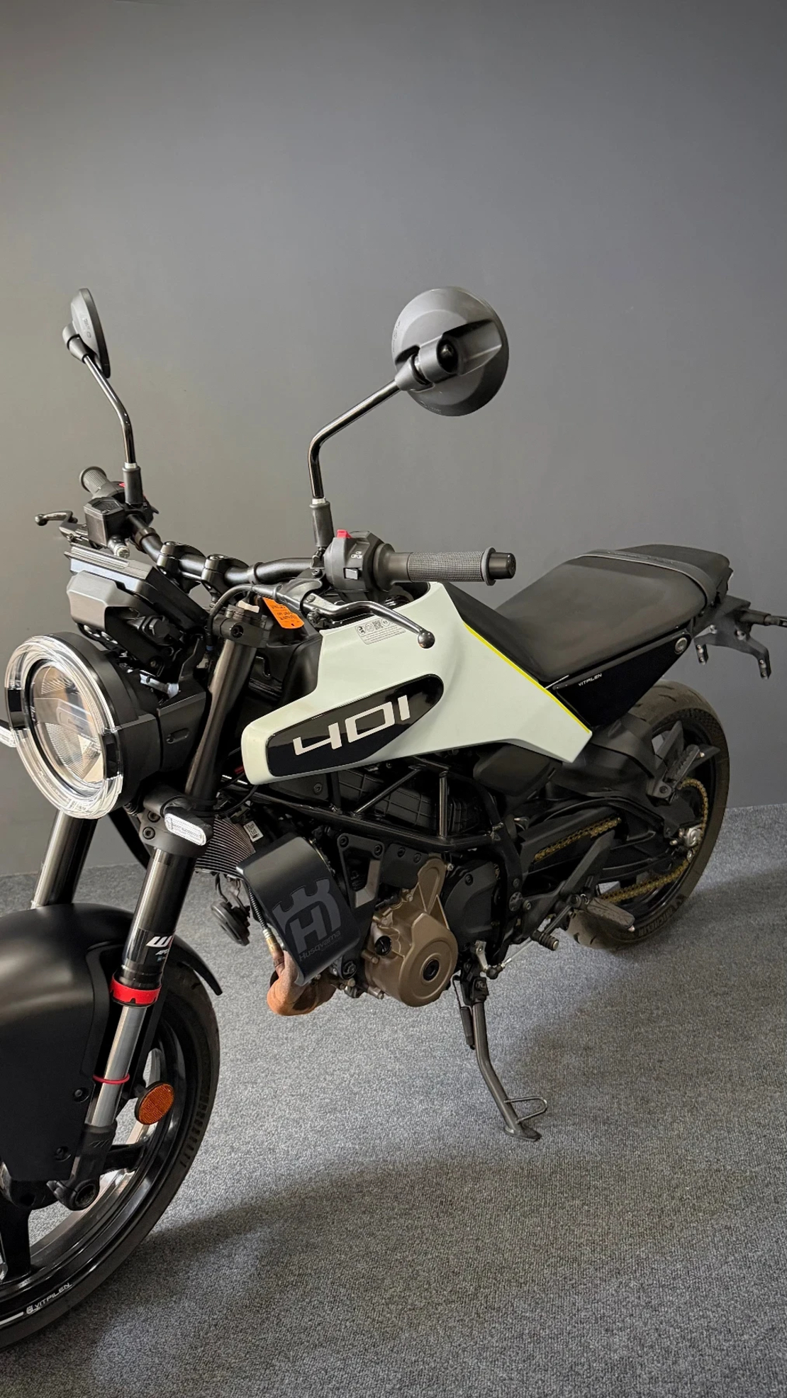 Husqvarna Vitpilen 401 2025 г., 900км TFT LED A2
