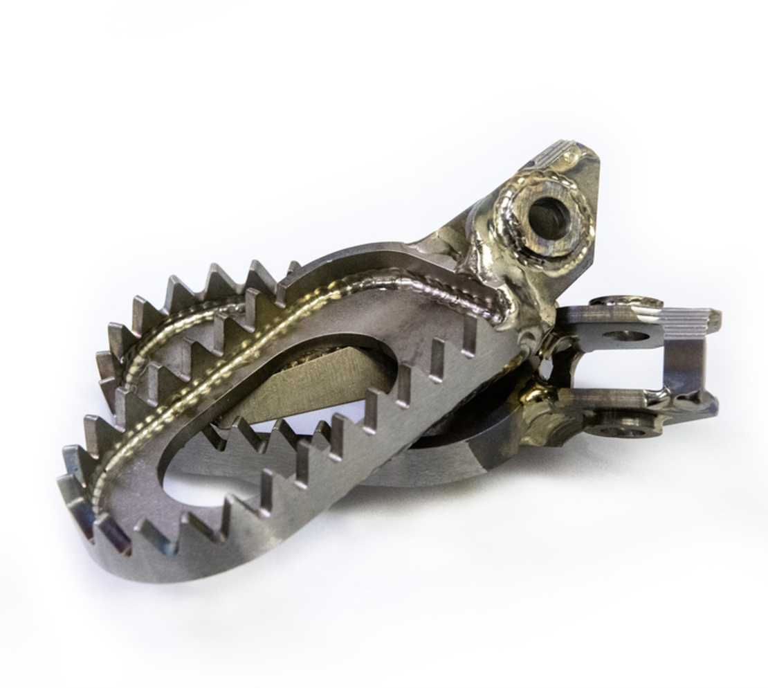 Степенки RFX Factory Titanium Footrests Yamaha/Fantic