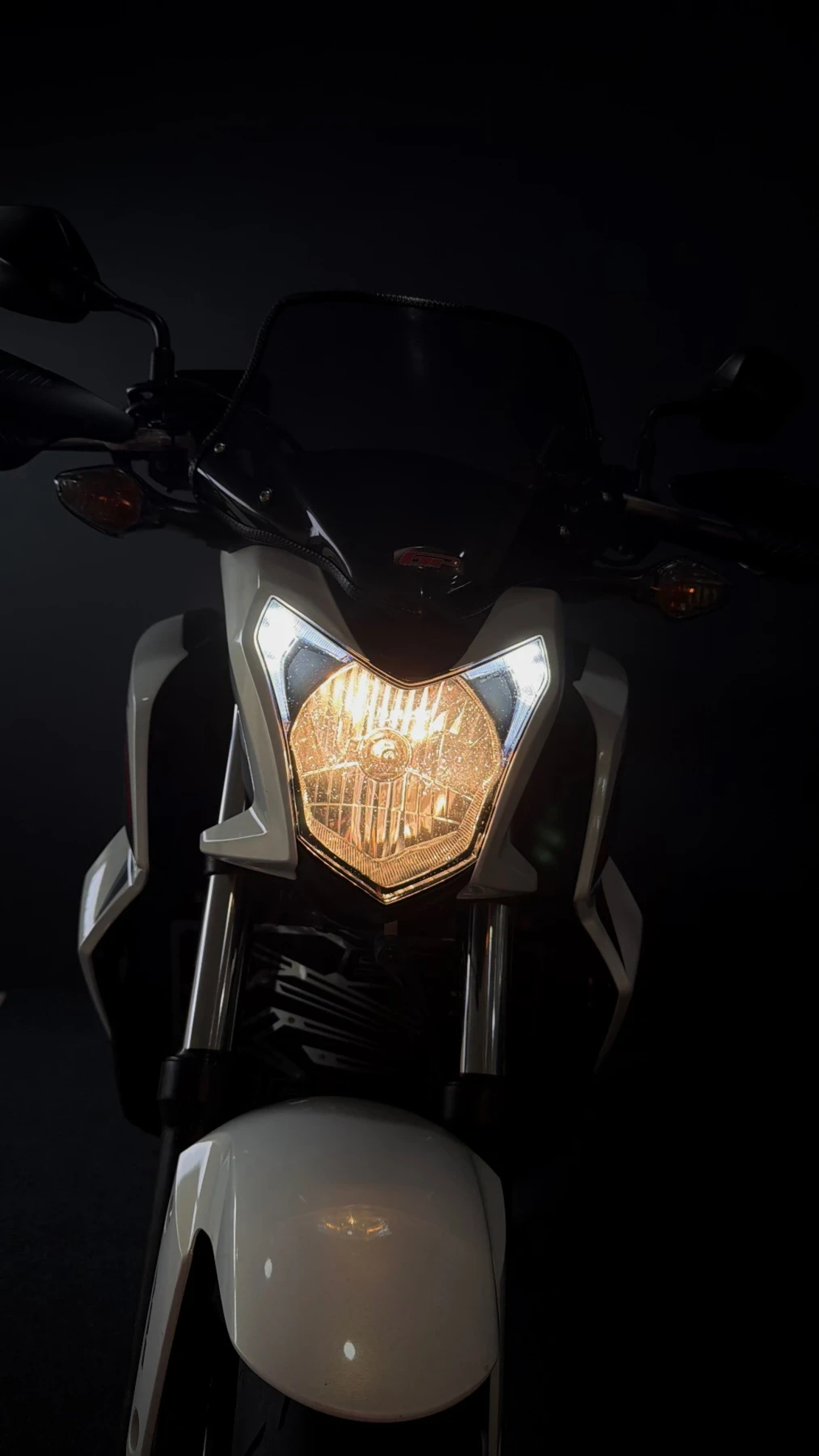 Honda CB 650F 2016 г. 24 000 км Нов внос ABS Нови Гуми