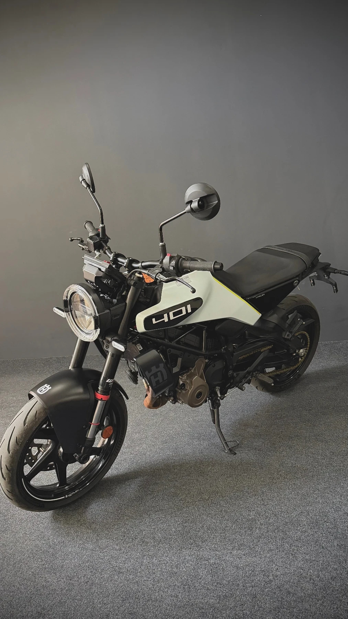 Husqvarna Vitpilen 401 2025 г., 900км TFT LED A2