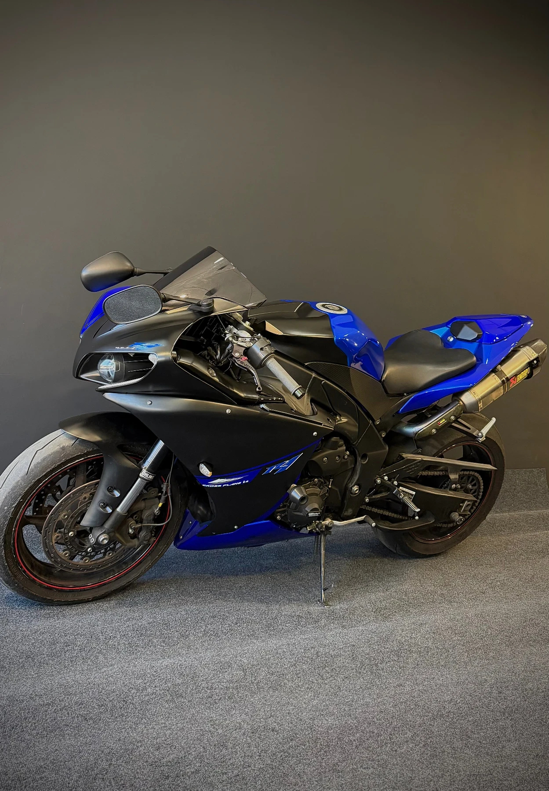 Yamaha YZF-R1 Big Bang 2014