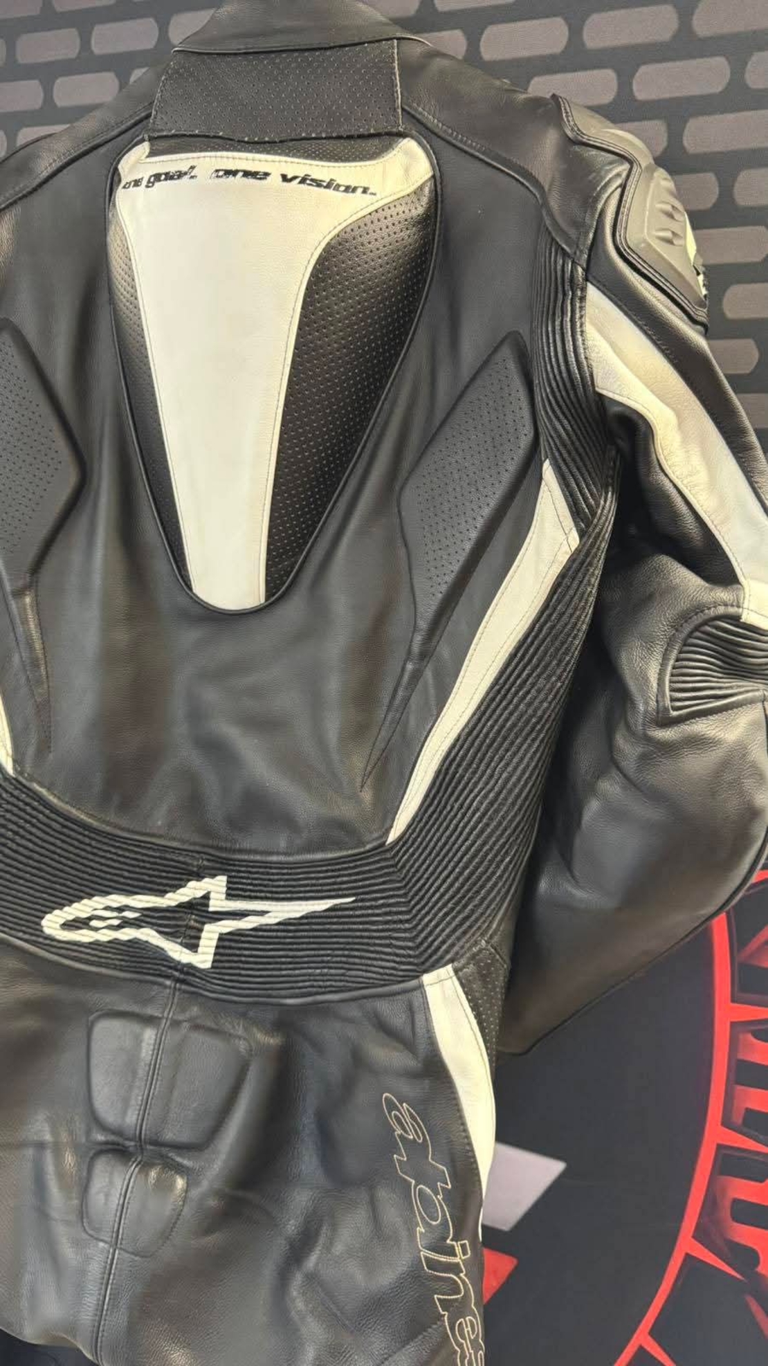 Кожен Мото Екип Alpinestars TECH 1-R номер 50-M Цял