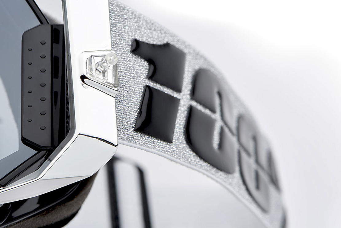 Мотокрос очила 100% ARMEGA ATAC MIRROR SILVER