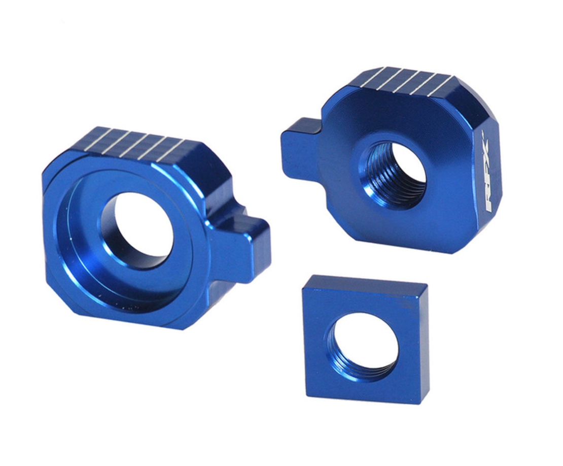 Блок втулка за задна ос RFX Pro 2 Rear Axle Adjuster Blocks (Blue) - Husqvarna TC85