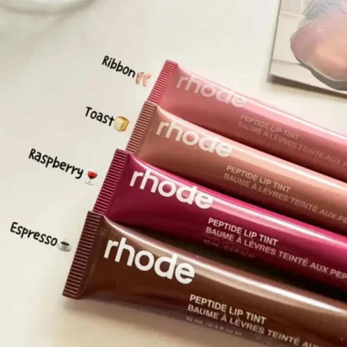 Rhode Lip peptide - Ribbon
