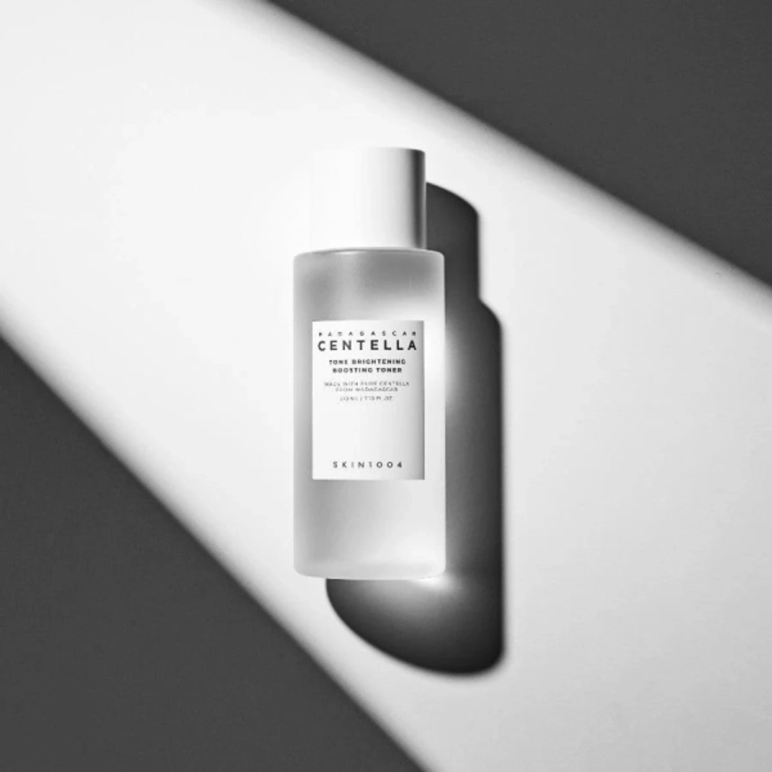 Skin 1004 Madagascar Centella Tone Brightening Boosting Toner 210ml