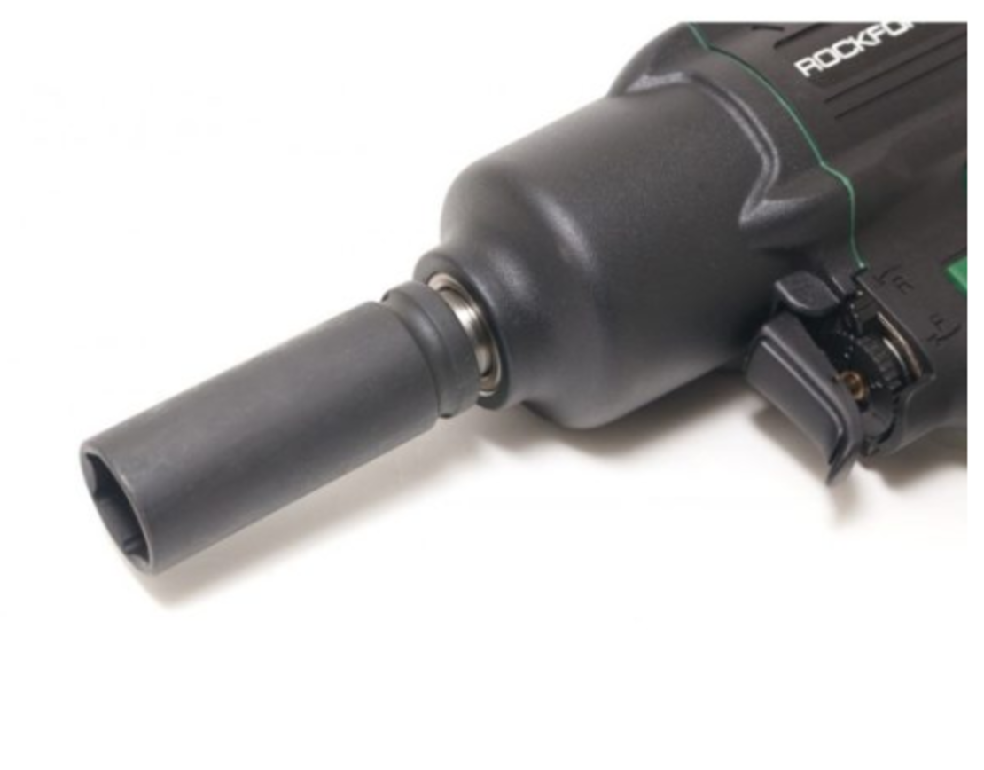ПНЕВМАТИЧЕН ГАЙКОВЕРТ С КЪС ШПИНДЕЛ 1450 NМ 1/2″ ROCKFORCE С ВЛОЖКИ И КУФАР