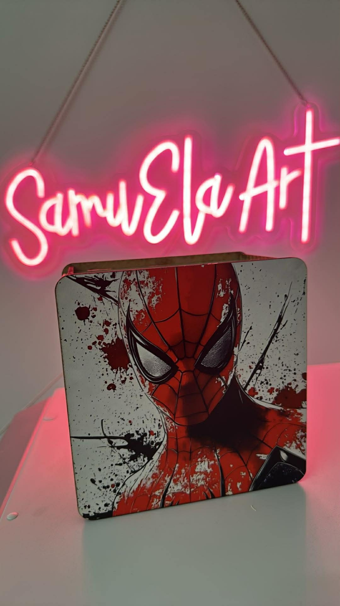 Лукс дървена касичка с цветен UV печат Спайдърмен