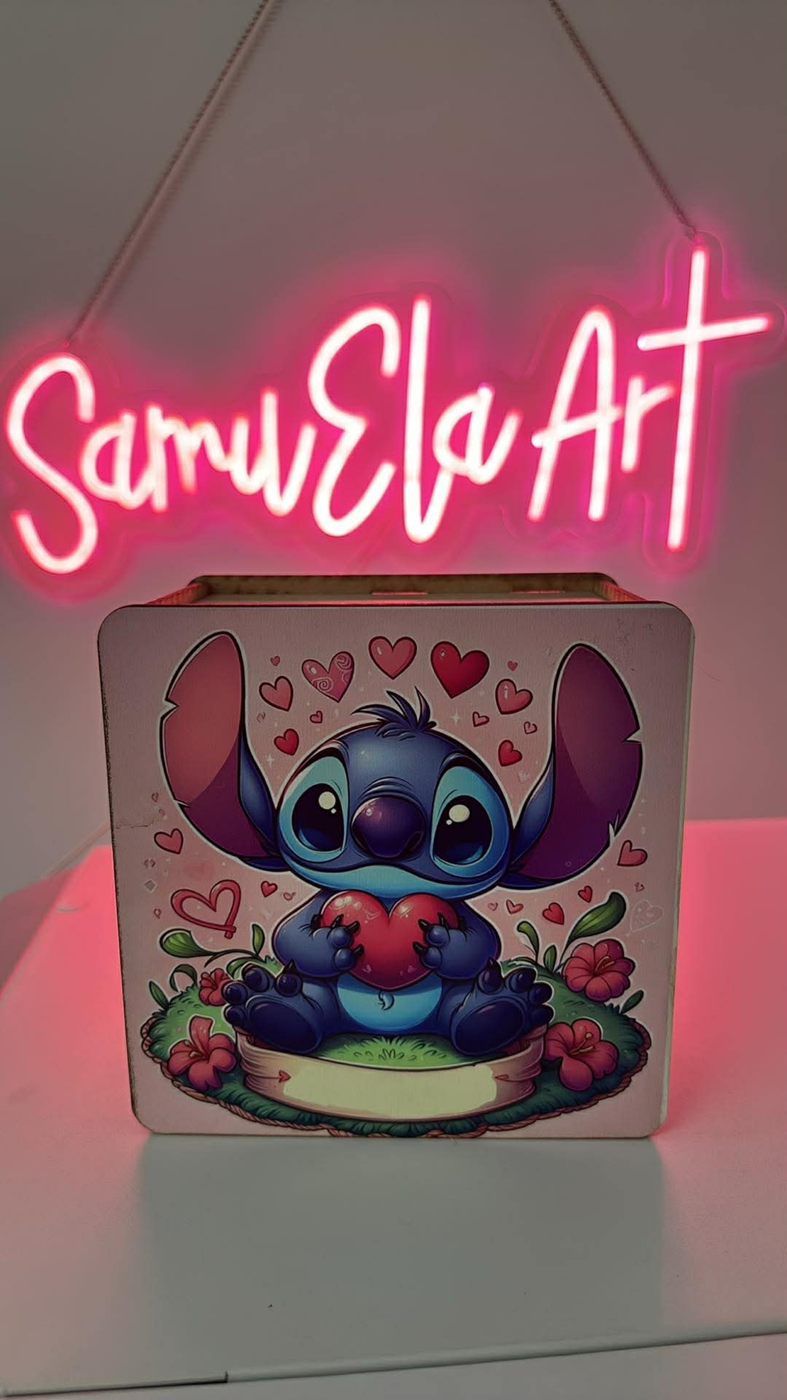 Лукс дървена касичка с цветен UV печат Stitch