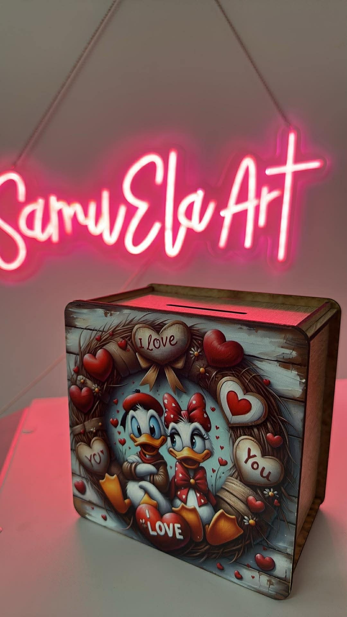 Лукс дървена касичка с цветен UV печат патенца