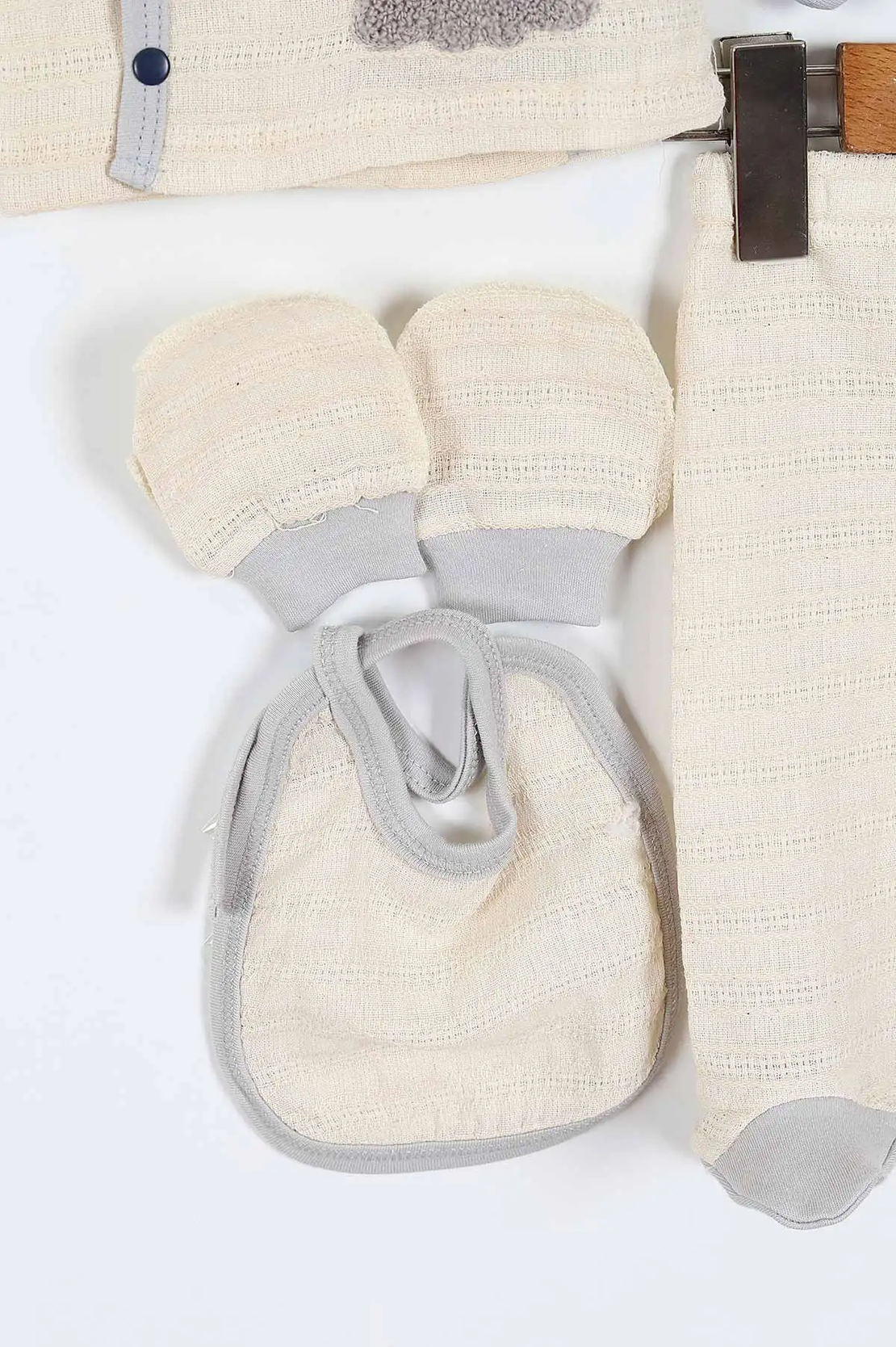 Бебешки комплект за новородено 5 части с мече