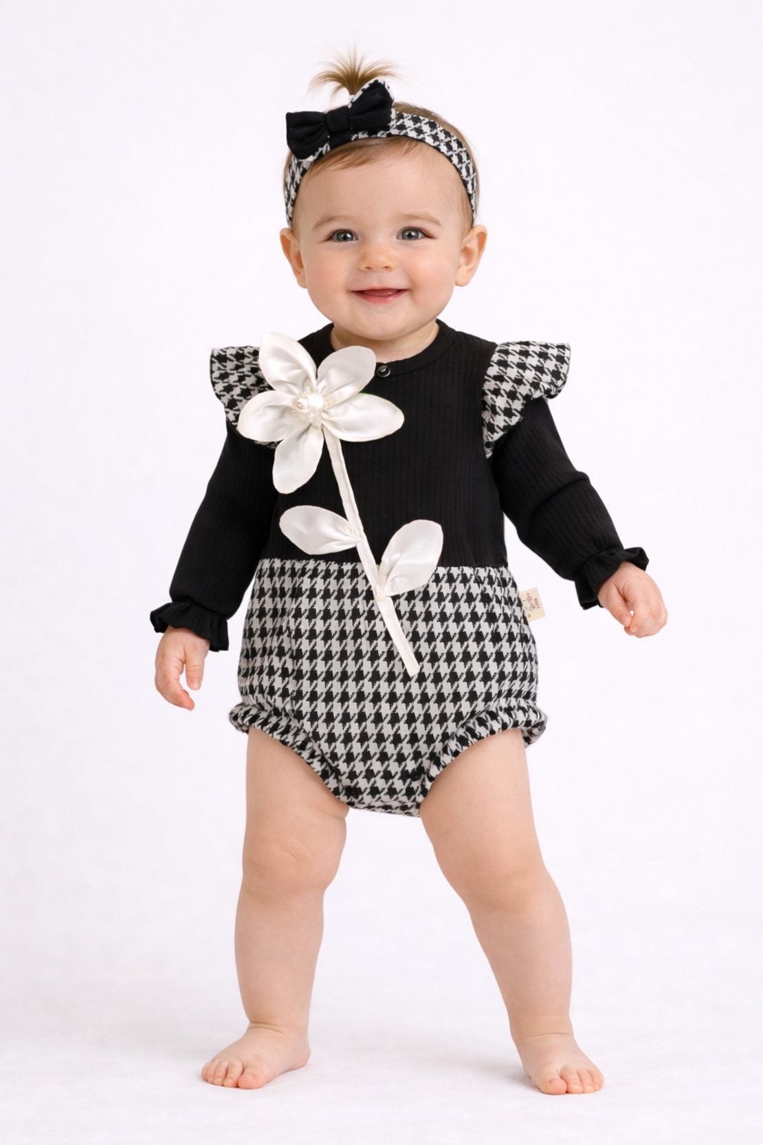 Елегантен бебешки комплект