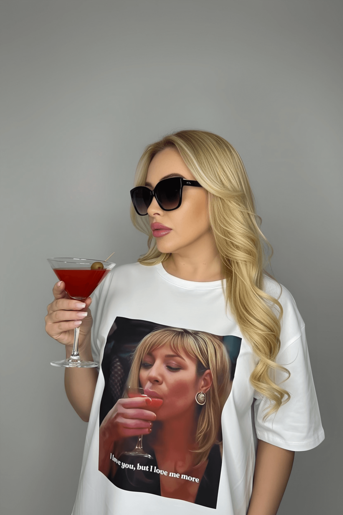 Лимитирана дамска тениска „I Love Me More“