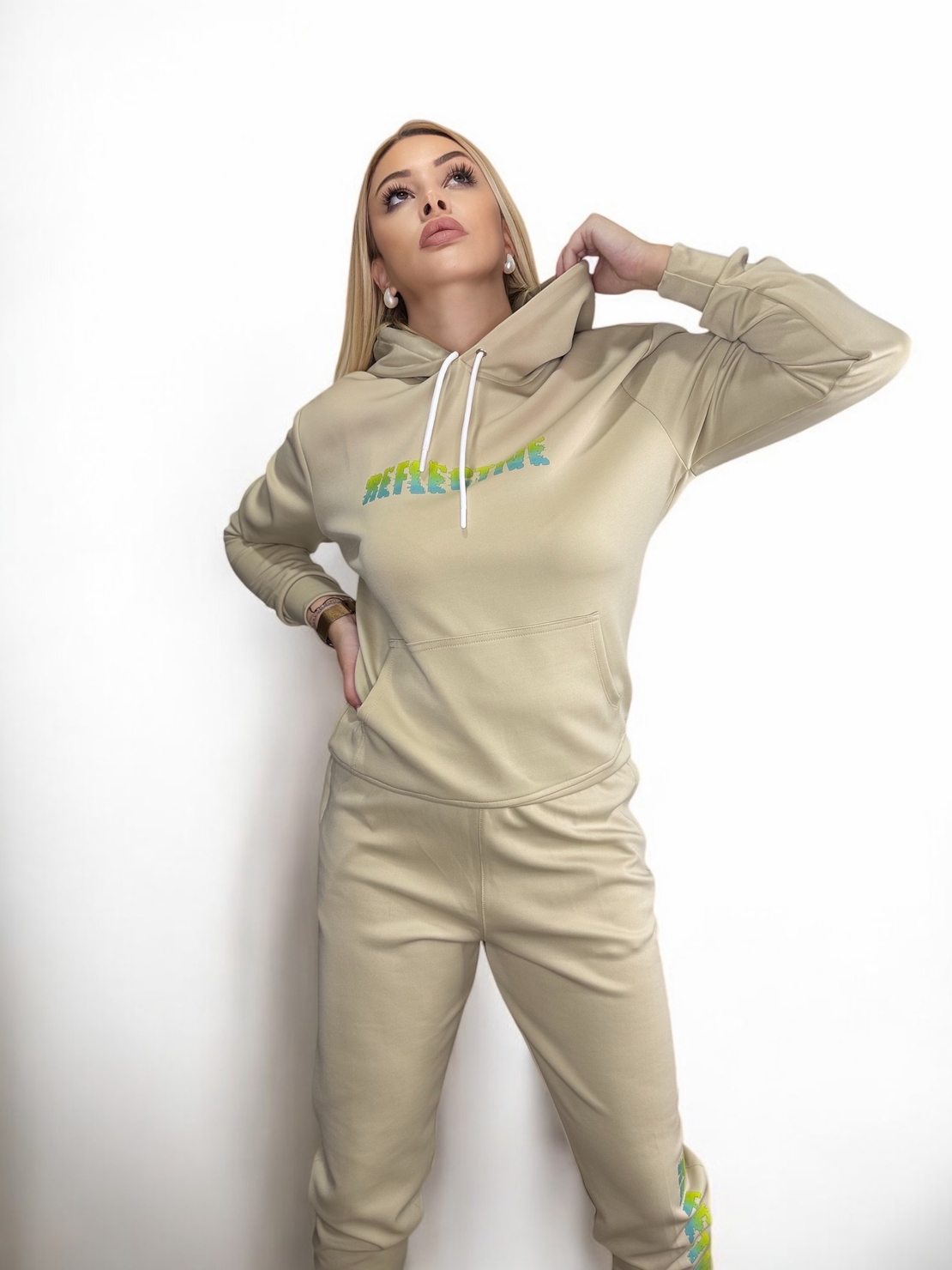 Reflective Beige Set