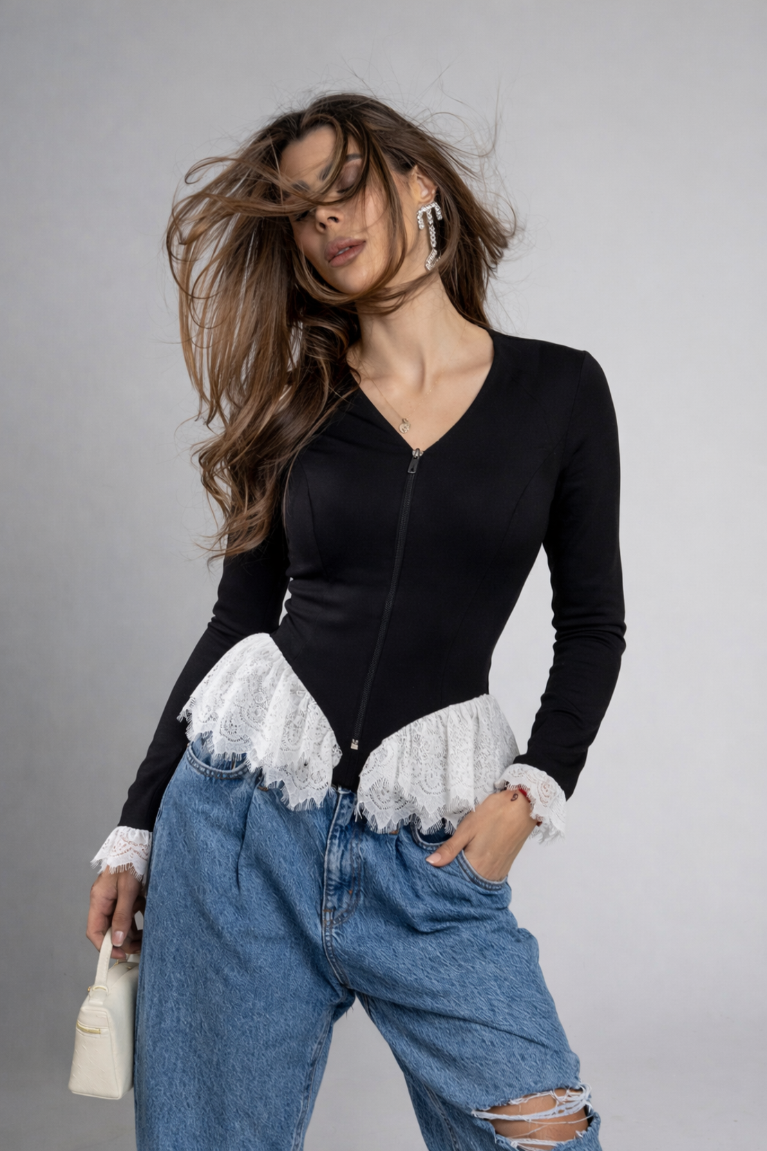 Blanche - блуза с дантела