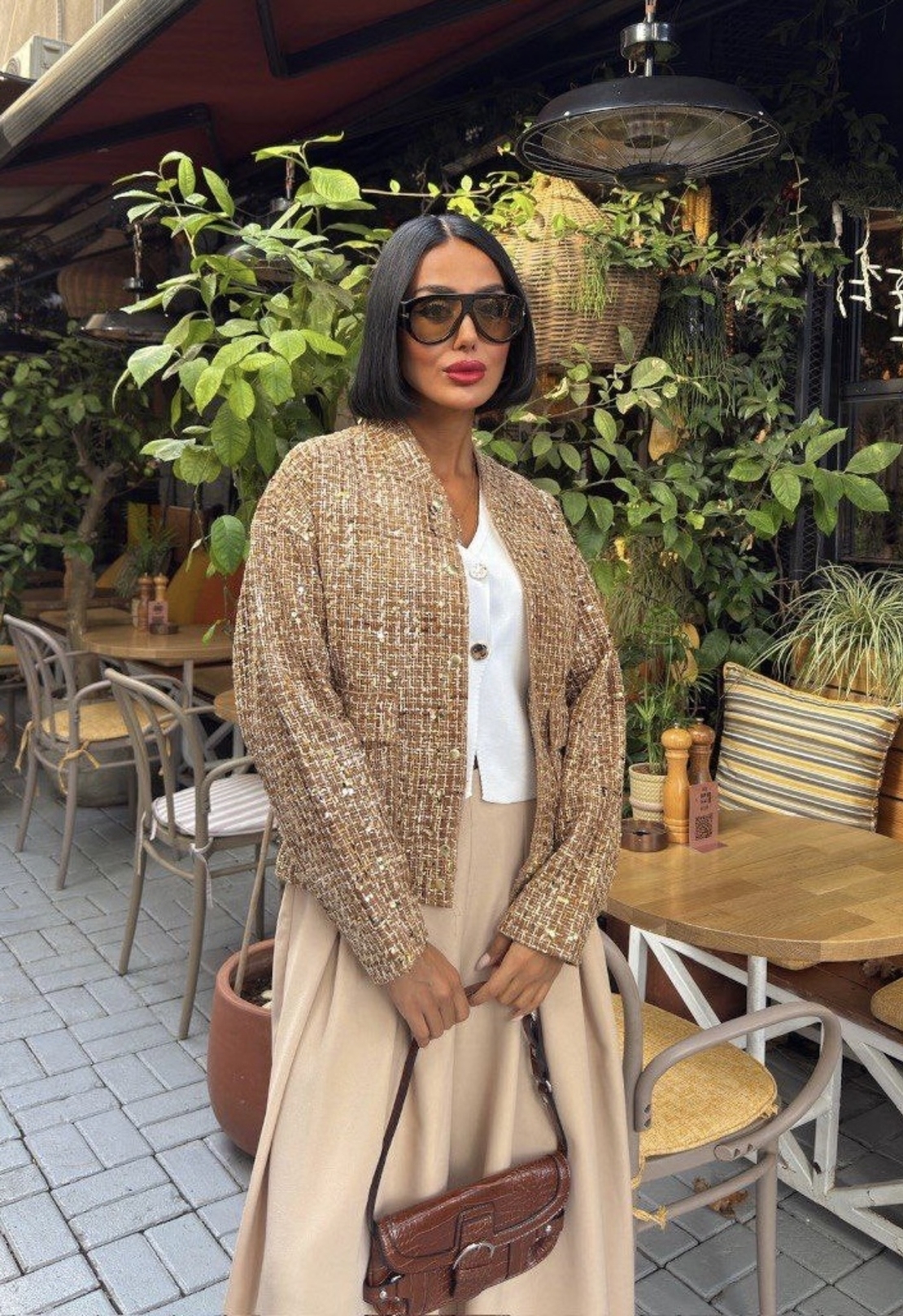 Златен бомбър/яке с пайети