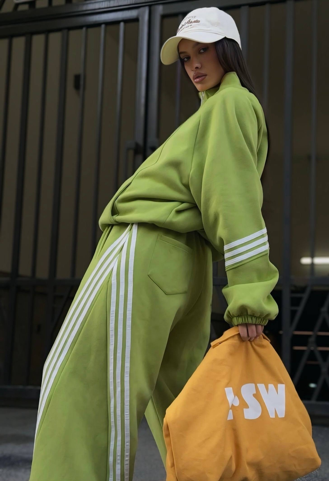 “ Urban Comfort” green - Спортен Комплект