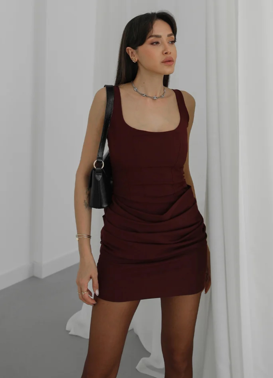 Burgundy Sculpt -  Рокля