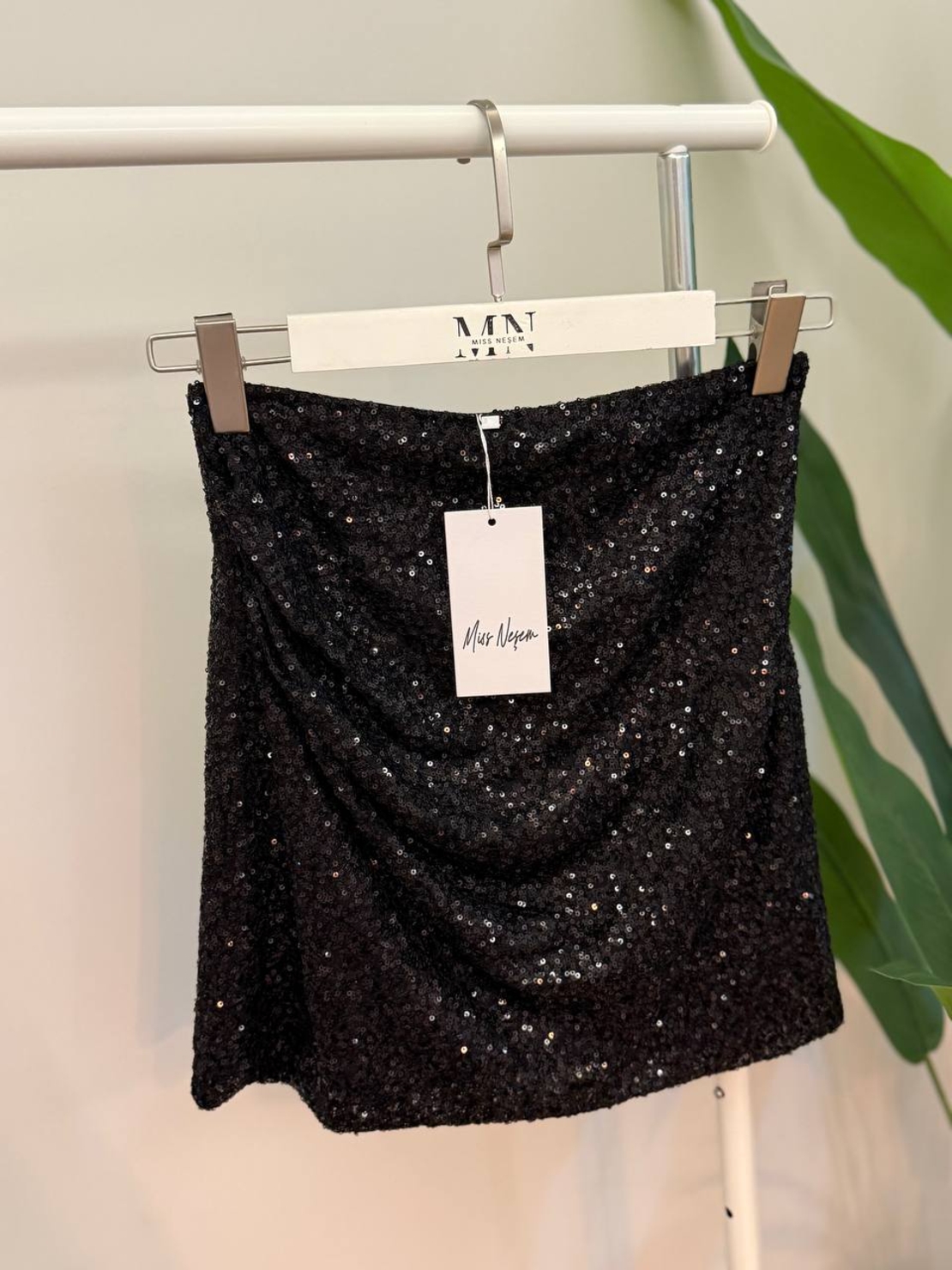 Къса блестяща пола Glam BLACK