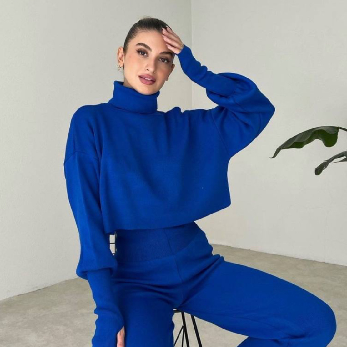 Cozy Elegance Set Blue - плетен комплект с пуловер и панталон
