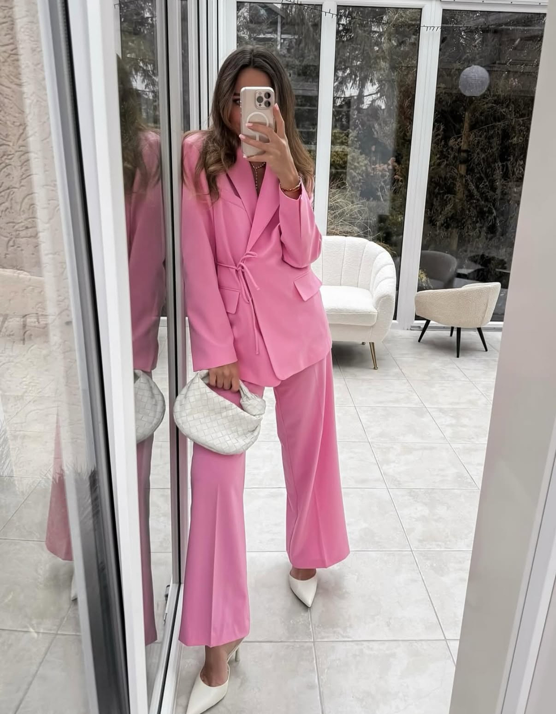 Pink Elegance – Костюм със сако и панталон