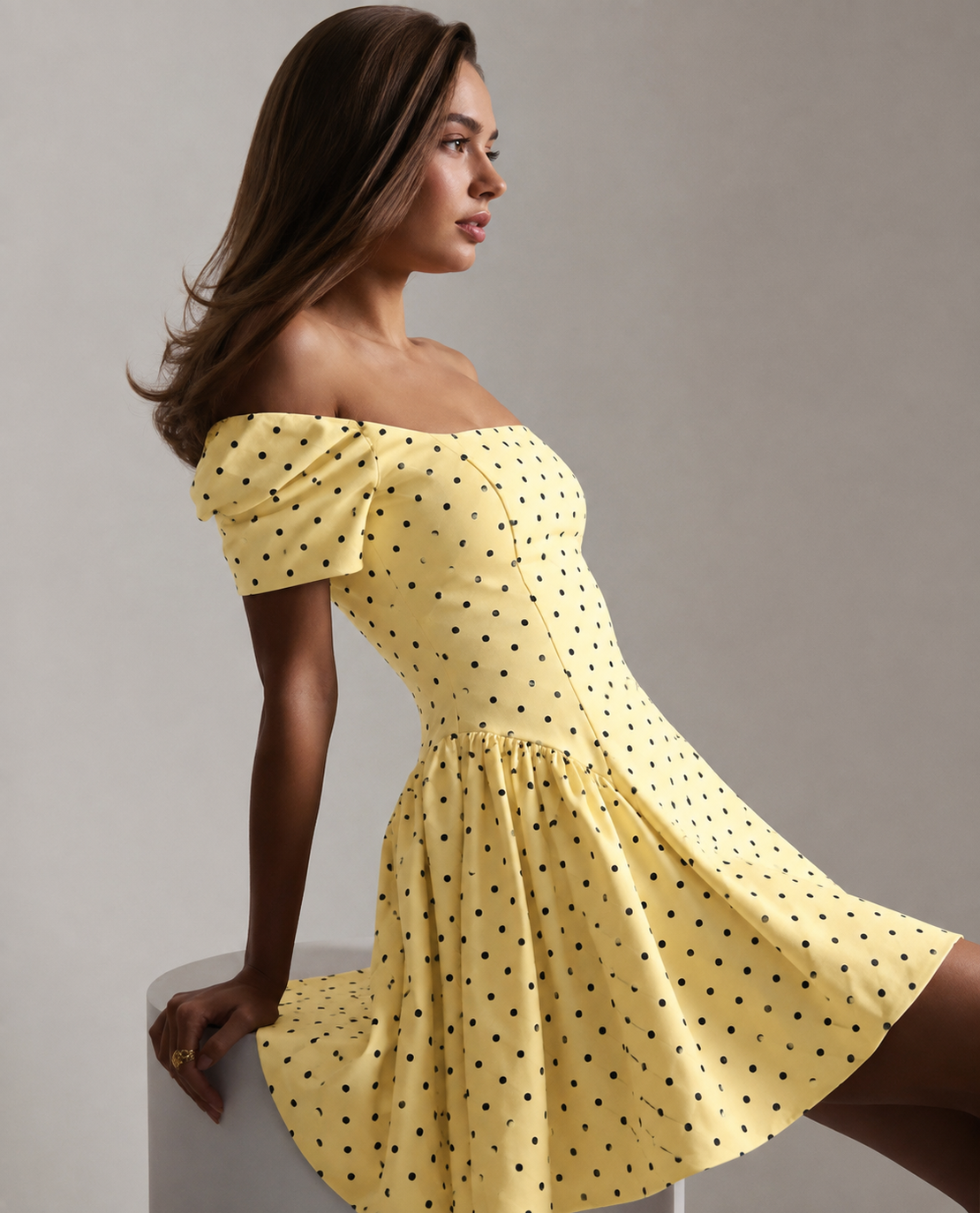 “Polka Grace” yellow - Рокля с връзки на гърба