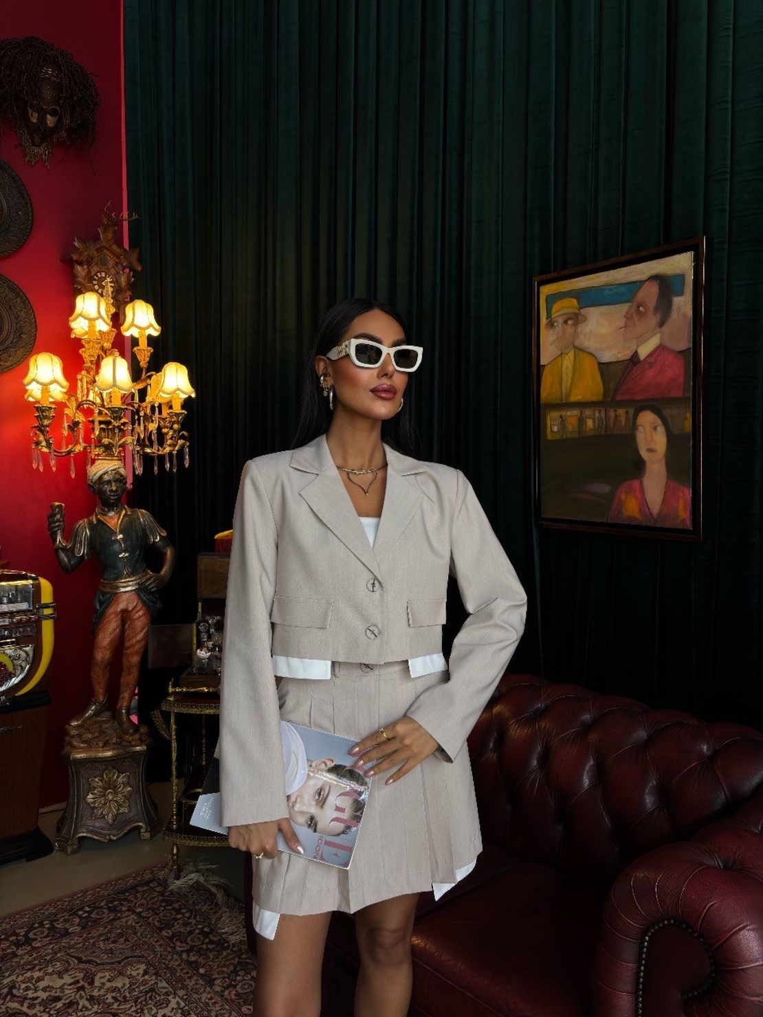 Костюм “Elegance Pleat” – късо сако и плисирана пола