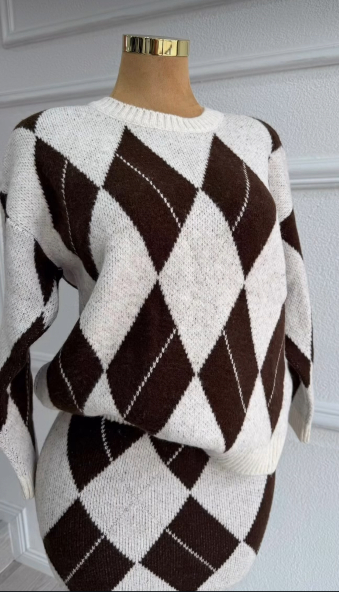 Urban Argyle  Beige – вълнен комплект пуловер и пола